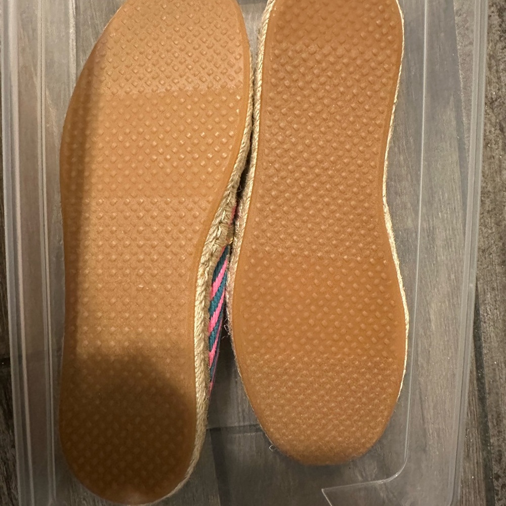 Toms Multicolor Patterned Espadrilles - Picture 6 of 6